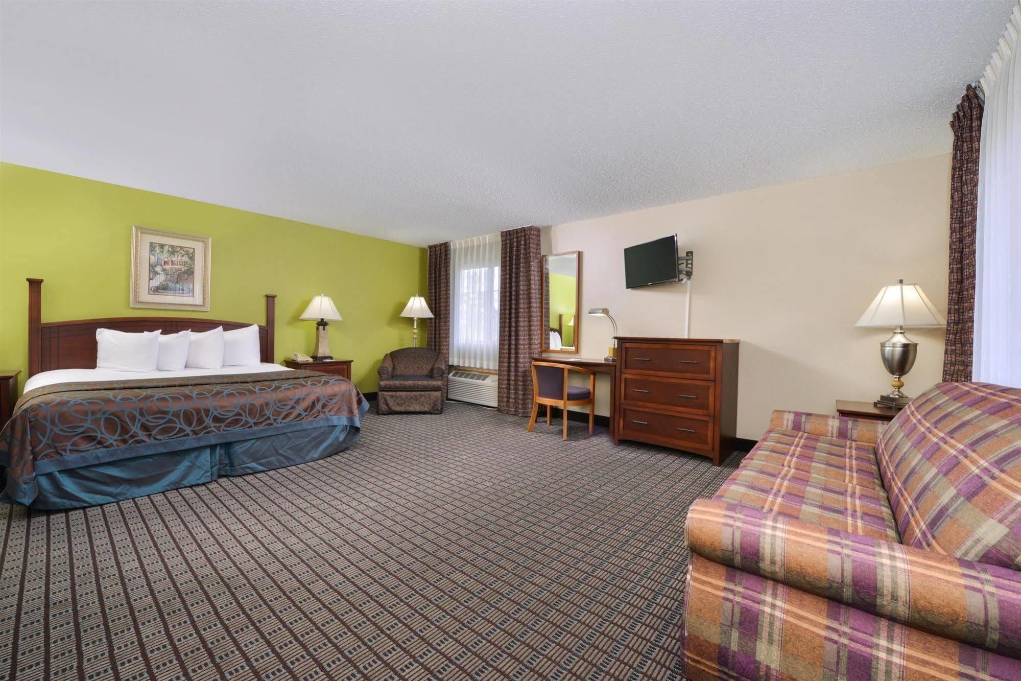 Regency Inn Geneseo Il I-80 エクステリア 写真